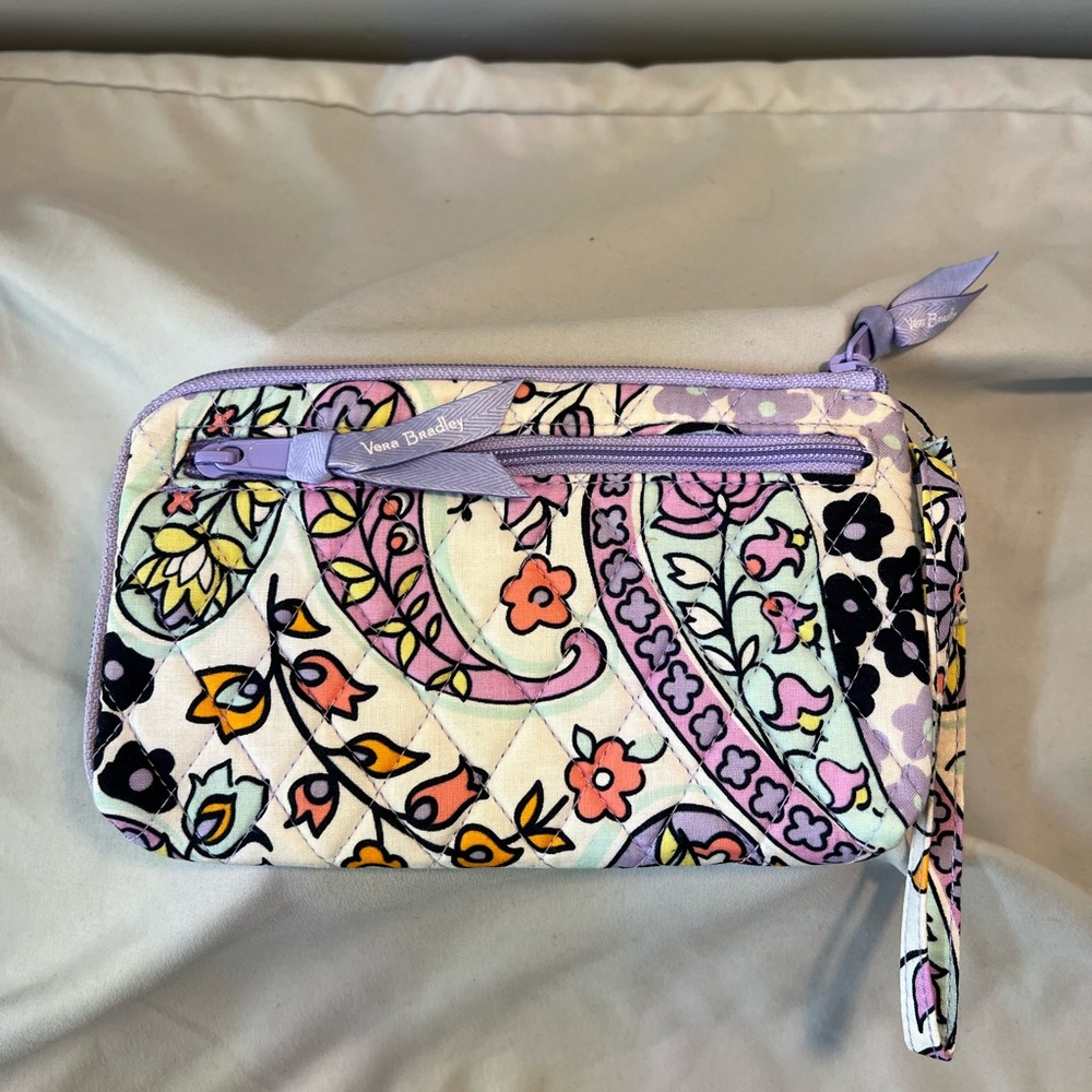 NEW Vera Bradley Slim Maddalena Paisley Wristlet Soft 34847-14926